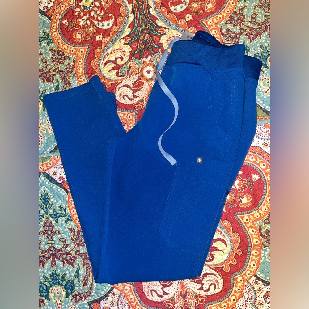 FIGS High-Waisted Yola Pants